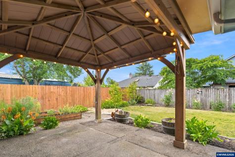 278 Edwards Road S Monmouth OR 97361
