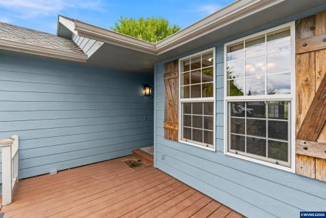 278 Edwards Road S Monmouth OR 97361