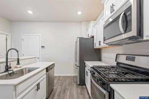1226 NW Underpass Place Redmond OR 97756