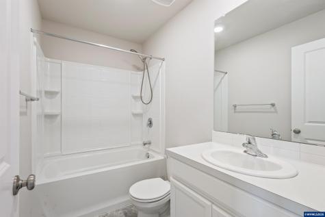 1226 NW Underpass Place Redmond OR 97756