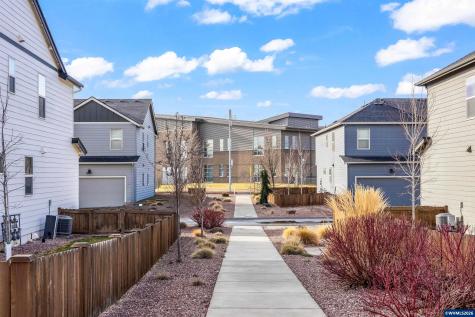 1226 NW Underpass Place Redmond OR 97756