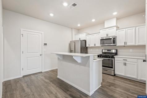 1226 NW Underpass Place Redmond OR 97756