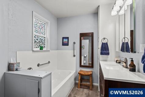 154 Cleveland Street Lebanon OR 97355