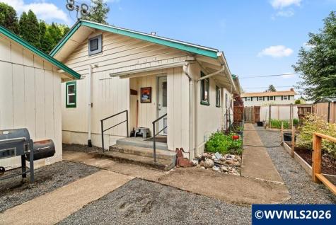 154 Cleveland Street Lebanon OR 97355