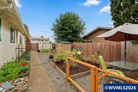 154 Cleveland Street Lebanon OR 97355