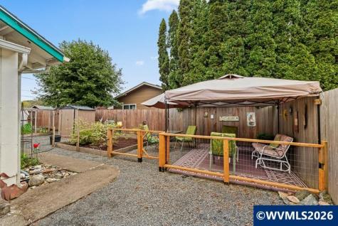 154 Cleveland Street Lebanon OR 97355