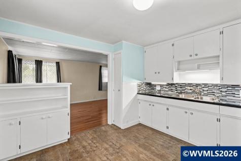 154 Cleveland Street Lebanon OR 97355