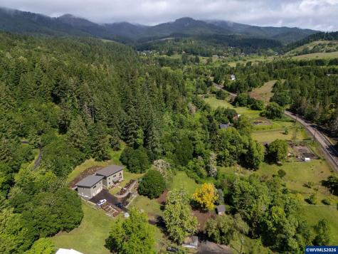 7060 NW Oak Creek Drive Corvallis OR 97330