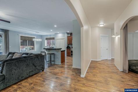 221 E 16th Street Lafayette OR 97127