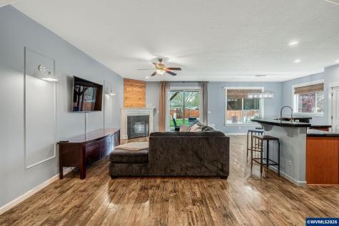 221 E 16th Street Lafayette OR 97127