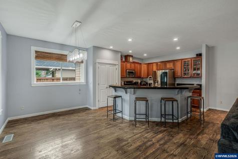 221 E 16th Street Lafayette OR 97127