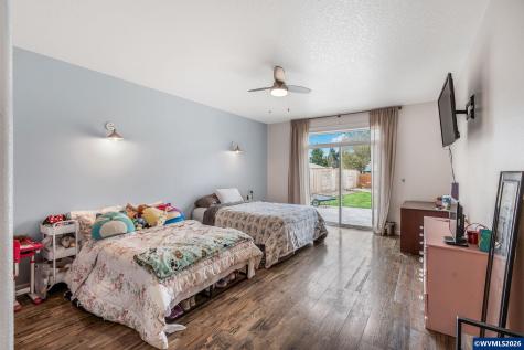 221 E 16th Street Lafayette OR 97127