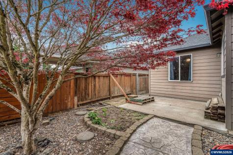221 E 16th Street Lafayette OR 97127