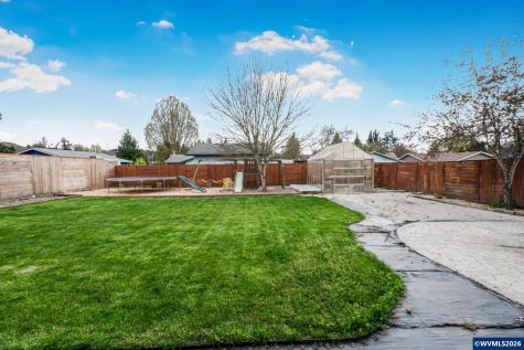 221 E 16th Street Lafayette OR 97127