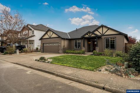 221 E 16th Street Lafayette OR 97127