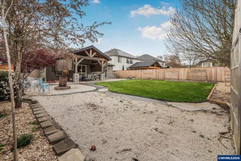 221 E 16th Street Lafayette OR 97127