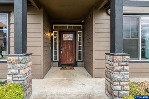 221 E 16th Street Lafayette OR 97127
