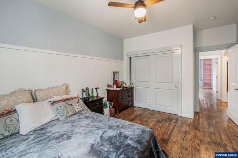 221 E 16th Street Lafayette OR 97127