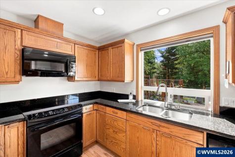 7650 NW Mountain View Drive Corvallis OR 97330