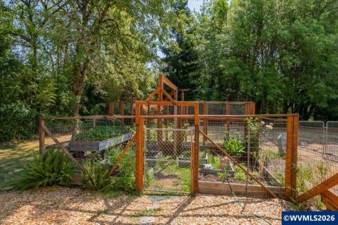 7650 NW Mountain View Drive Corvallis OR 97330