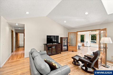 7650 NW Mountain View Drive Corvallis OR 97330