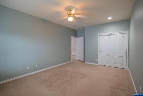 489 Zion Drive S Monmouth OR 97361