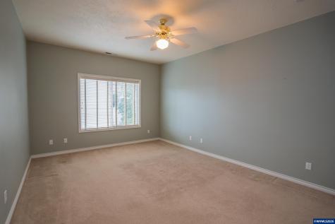 489 Zion Drive S Monmouth OR 97361