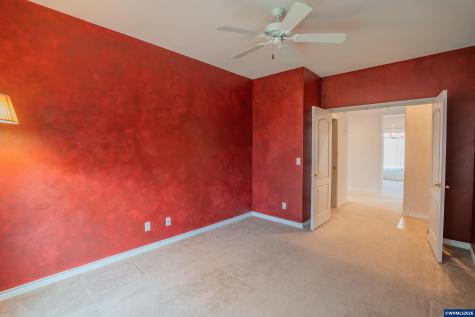 489 Zion Drive S Monmouth OR 97361