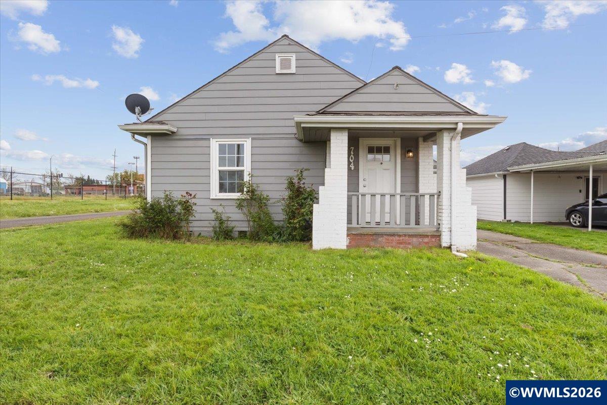 704 16th Avenue SW Albany OR 97321