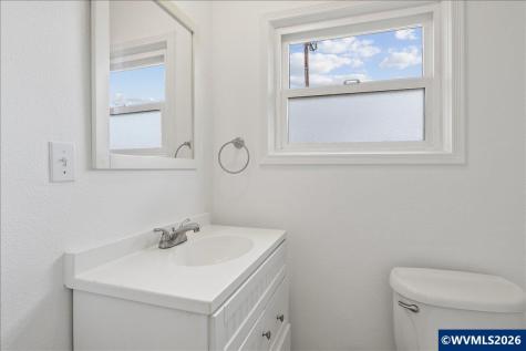 704 16th Avenue SW Albany OR 97321