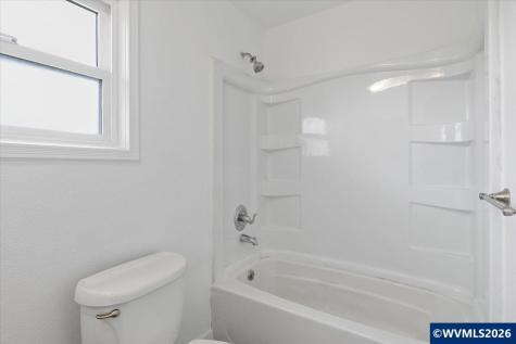 704 16th Avenue SW Albany OR 97321