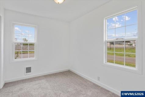 704 16th Avenue SW Albany OR 97321