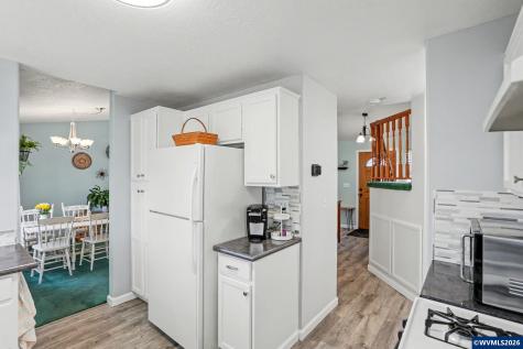 2835 Bridlewood Lp SE Albany OR 97322