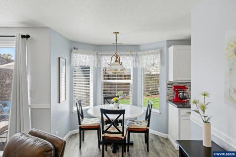 2835 Bridlewood Lp SE Albany OR 97322