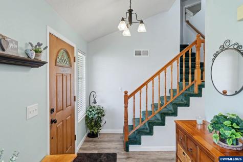 2835 Bridlewood Lp SE Albany OR 97322
