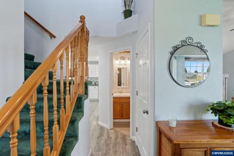 2835 Bridlewood Lp SE Albany OR 97322