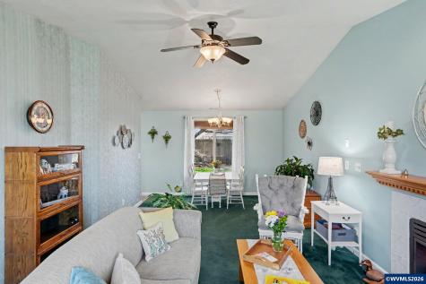 2835 Bridlewood Lp SE Albany OR 97322
