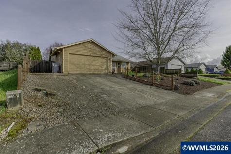 1636 SE Jonathan Avenue Dallas OR 97338