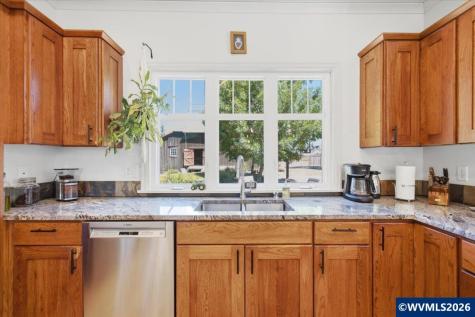 11255 Kroenig Road Amity OR 97101