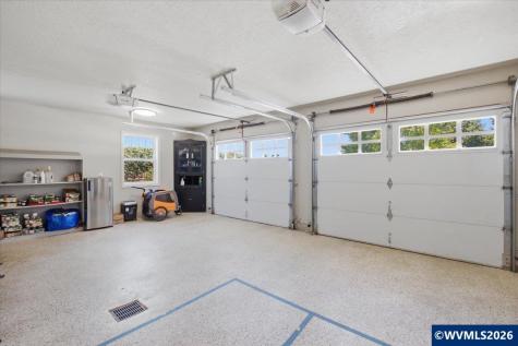 11255 Kroenig Road Amity OR 97101