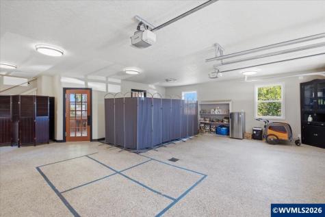 11255 Kroenig Road Amity OR 97101