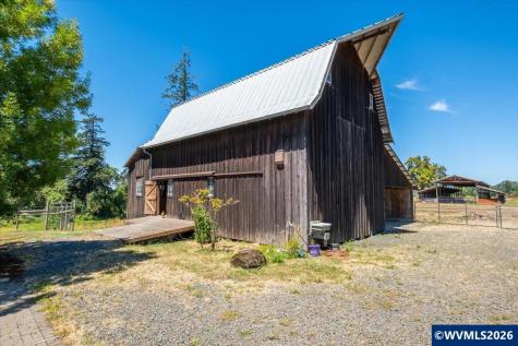 11255 Kroenig Road Amity OR 97101