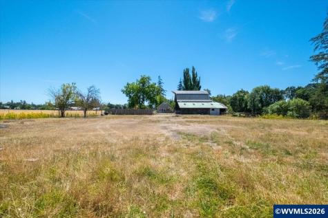 11255 Kroenig Road Amity OR 97101