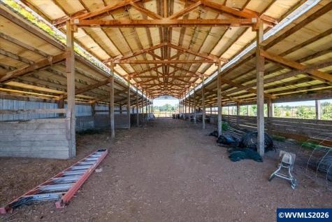 11255 Kroenig Road Amity OR 97101
