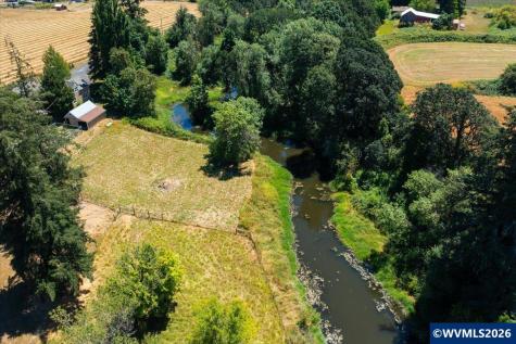 11255 Kroenig Road Amity OR 97101