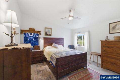 39096 Shelburn Drive Scio OR 97374