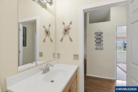 39096 Shelburn Drive Scio OR 97374