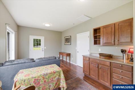 39096 Shelburn Drive Scio OR 97374