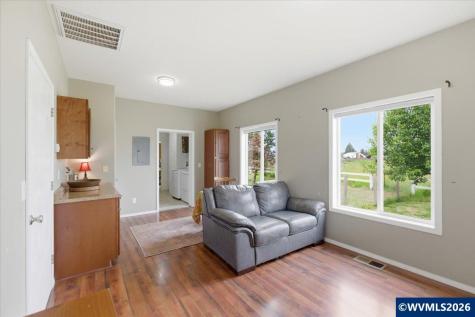 39096 Shelburn Drive Scio OR 97374