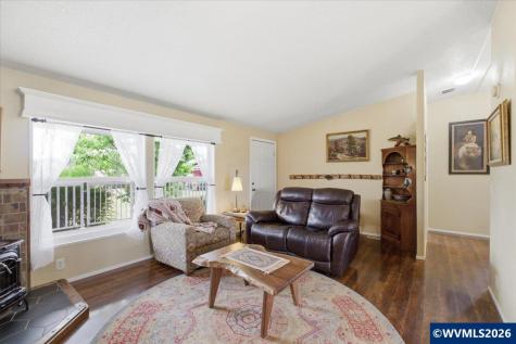 39096 Shelburn Drive Scio OR 97374